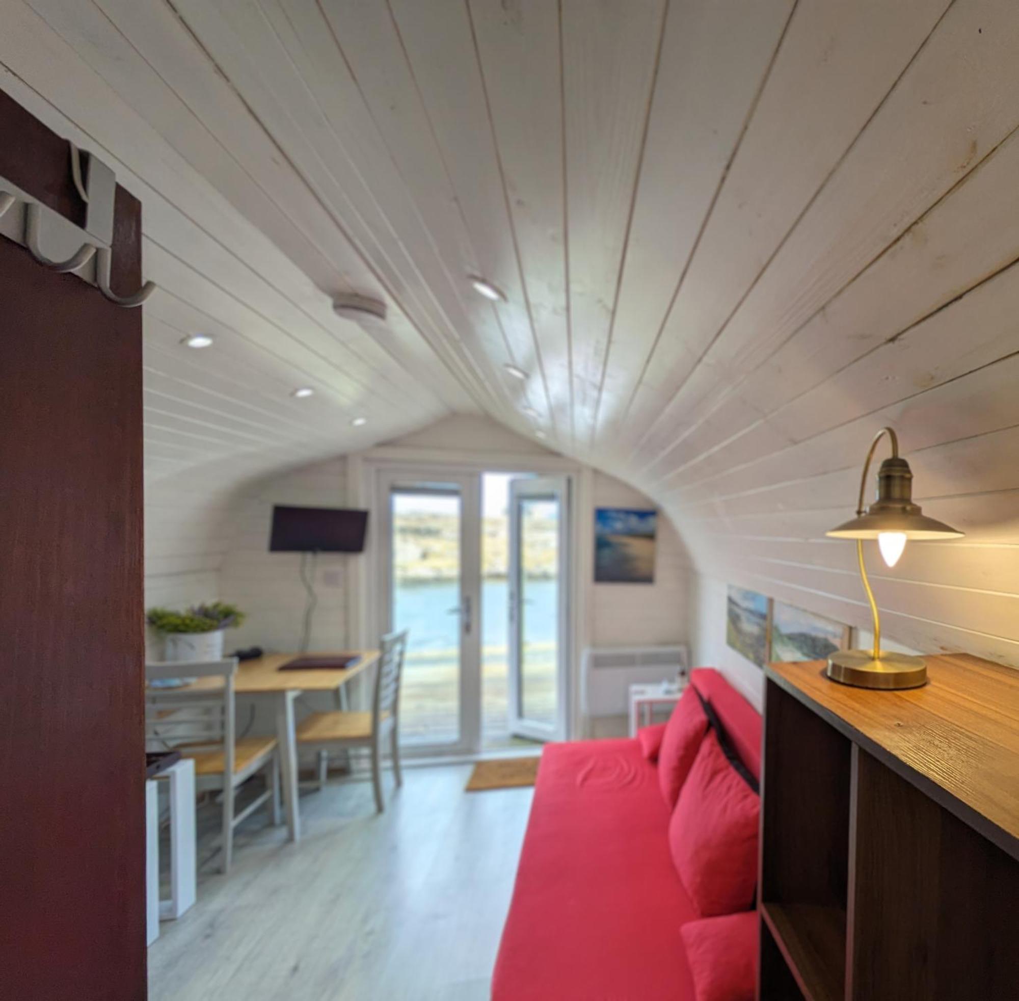 Glamping Pod for 2 Pod Beag Na Haun Eriskay Villa Exteriör bild