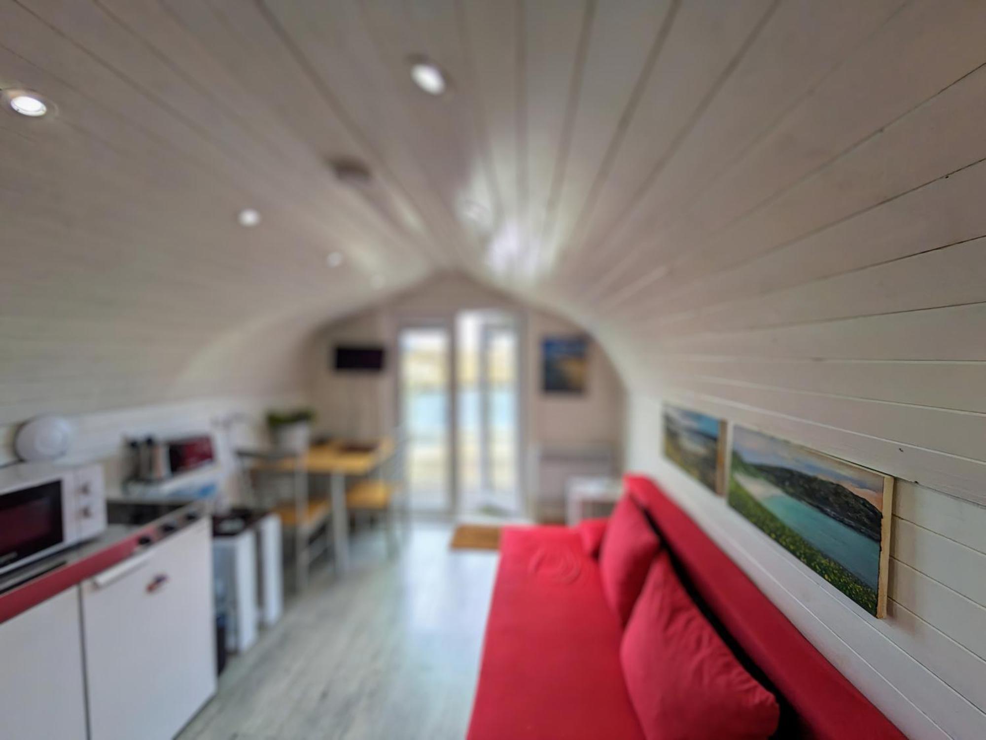 Glamping Pod for 2 Pod Beag Na Haun Eriskay Villa Exteriör bild