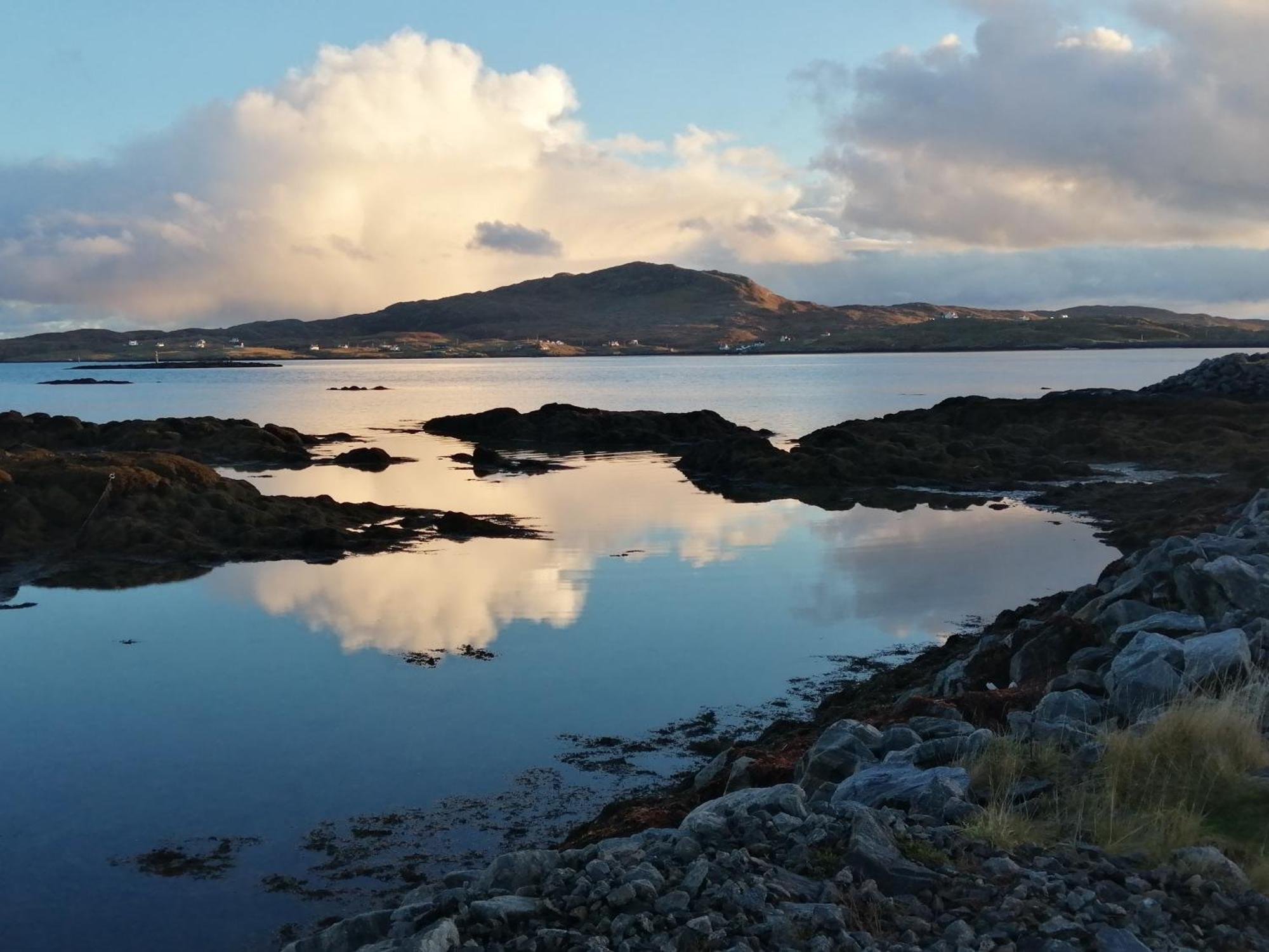 Glamping Pod for 2 Pod Beag Na Haun Eriskay Villa Exteriör bild